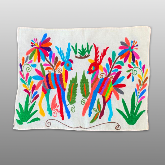 Honor Tenango Bordado Multicolor / Multi-colored Honor Tenango Embroidered Panel